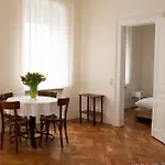 Apartment Hirsch I
