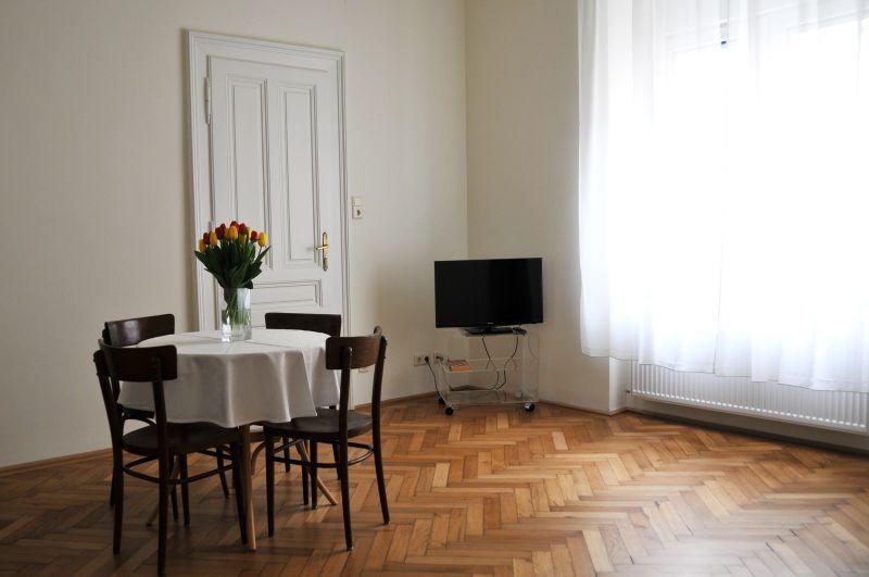 Hirsch I Apartment *
